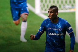 بازگشت شیرهای خشمگین/چلسی قهرمان لیگ کنفرانس اروپا شد