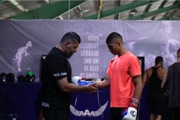 مدال ارزشمند استکی در رینگ ارمنستان/ دو بوکسور ایران حذف شدند