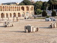 مشت آخر به زاینده‌رود/درباره عکسی از برگزاری کنسرت در رودخانه خشکیده