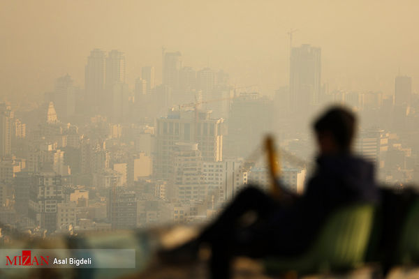 در پی افزایش آلودگی ناشی از گرد و غبار در تهران: در خانه ماسک بزنید