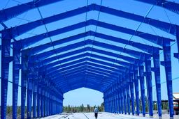 ساخت سوله صنعتی برای کارخانه و کارگاه؛ نکات طراحی تا اجرا