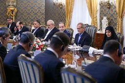 دستان خالی دولت در میدان رسانه/ نقدی بر عملکرد تیم اطلاع‌رسانی دولت یک‌سال پس از ریاست‌جمهوری پزشکیان