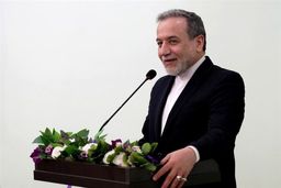 عراقچی: در ازای رفع تحریم‌ها آماده گفتگو هستیم
