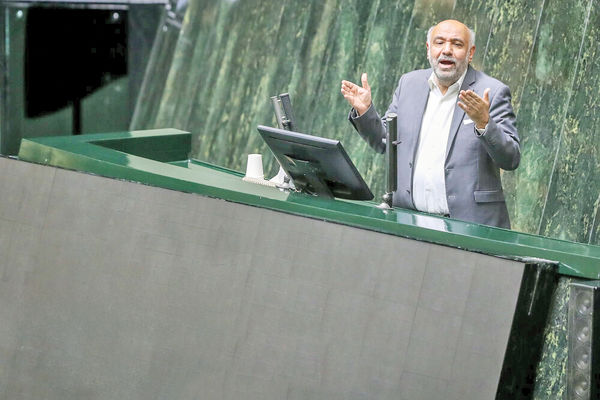 احمد میدری در جلسه دیروز مجلس خطاب به نمایندگان مخالف مطرح کرد:مقاومت در برابر اصلاحات