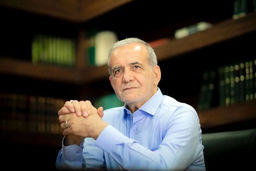 اعضای کابینه به شعارهای رئیس‌جمهور وفادار باشند