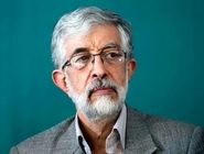 حداد عادل: متهم کردن جمهوری اسلامی به دیکتاتوری برای بازگرداندن پهلوی تعجب‌آور است 