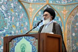 امام جمعه قم:وصیت‌نامه شهدا بصیرت‌نامه‌ای برای همگان است