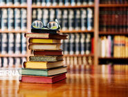 از شنبه کتاب می‌خوانم