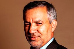 روایت عطاءالله مهاجرانی از عصر جهان جنگلی