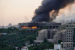 رئیس صداوسیما روایت می‌کند: حمله به ساختمان شیشه‌ای، عملیات روانی صهیونیست‌ها برای سکوت رسانه‌ها بود