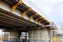 تاثیر انتخاب قالب تیر پل مناسب بر کیفیت و ایمنی سازه های پل