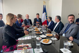 چشم‌ها به نیویورک؛ ایده‌های تازه در گفت‌وگوی ایران و اروپا