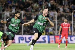 بحران در پرسپولیس ادامه دارد/ هاشمیان در آستانه‌ی اخراج