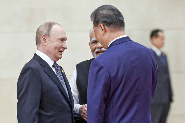 در شرق خبری هست؟ بررسی حضور مسعود پزشکیان در اجلاس شانگهای و امکان حمایت روسیه و چین از ایران  دربرابر اجرای مکانیسم ماشه