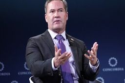 آمریکا مدعی شد: فشار حداکثری بر ایران ادامه دارد