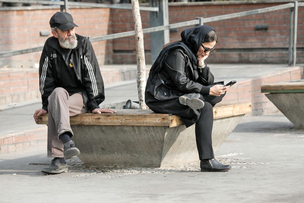 انسداد سوگواری/درباره روزهای غم‏‌زده تهران و احساس تعلیق و اضطراب میان مردم 