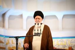 علم‌الهدی: افرادی را به صحنه می‌آورند تا ناکارآمدی‌ها را به گردن دولت شهید بیندازند 