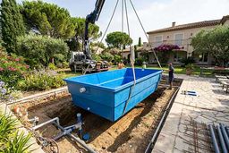 استخر پیش ساخته