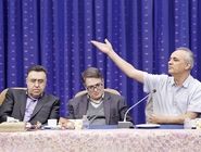 بررسی مواضع فعالان دو جناح در نشست با رئیس جمهور/ انتقاد اصلاح‌طلبان تشویق تندروها