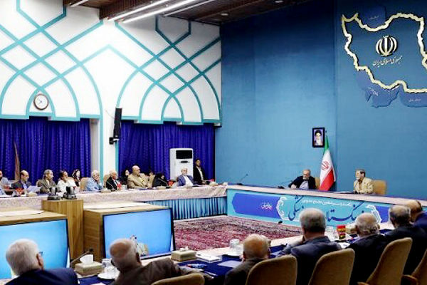 پزشکیان: به جای حل مشکل به دنبال تغییر آدم‌ها هستند