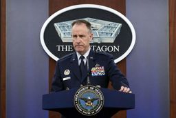 پنتاگون حمله ارتش یمن به ناوشکن‌های آمریکایی را تایید کرد