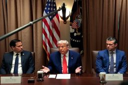 نیویورک‌تایمز: اختلافات در تیم ترامپ درباره ایران شدت گرفته است
