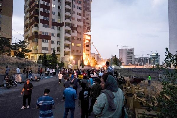 تبعـات آتشی که اسرائیل به پا کرد/تنش بالقوه نظامی در سراسر منطقه و فروپاشی دیپلماسی هسته‌ای بین ایران و امریکا