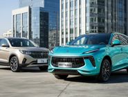 بررسی و مقایسه کامل فرداموتورز T5 با لاماری لایما