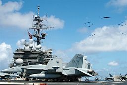 رزمایش مشترک آمریکا، ژاپن و کره جنوبی با حضور بمب‌افکن B-52H برگزار شد