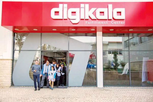 هر چندماه یک بحران