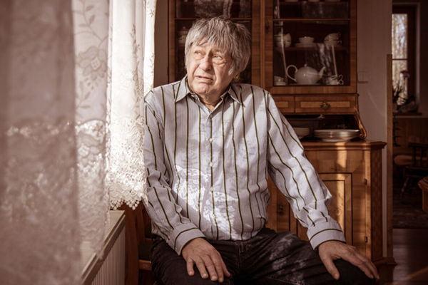 اضطراب آزادی/ نویسنده‌‏ای که در تاریکی زیست و از آزادی نوشت