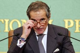 گروسی: به تهران می‌روم تا از بروز رویارویی میان ایران و آمریکا جلوگیری کنم