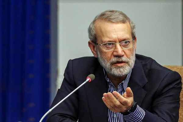 بی برقی در خطابه هسته ای/متن و حاشیه سخنرانی علی لاریجانی درباره مذاکرات  و چشم انداز توافق