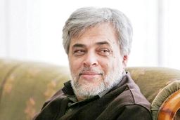 مهاجری: نمایندگان اگر بلدند بروند بین مردم و آنها را در مورد حجاب قانع کنند