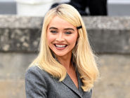 اعتراض سابرینا کارپنتر به کاخ سفید