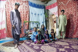 بازار سیاه شناسنامه/طرح اخراج مهاجران افغانستانی، موجب ردمرز شدن تعدادی از بلوچ‏‌های ایرانی بی‌شناسنامه شده است