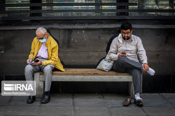 شهر آدم‌های یک‌شکل قصه‌فروش