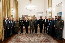 دیدار فرماندهان ارشد ارتش با وزیر امورخارجه