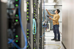 هوش مصنوعی بدون متولی/باوجود سرعت خیره‏‌کننده توسعه هوش مصنوعی در جهان وضعیت ایران رضایت‌‏بخش نیست