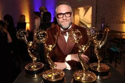 معرفی برنده‌ای جایزه امی: برترین سریال‌های سال جهان را بشناسید 