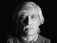 و چراغی که او برافروخت