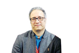 کنار میهنم هستم، به همین سادگی