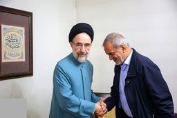 دو خرده‌روایت از مصدق و خاتمی برای پزشکیان