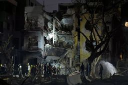 دشمن خشکسالی و دروغ/یادداشتی از احمد مسجدجامعی، وزیر فرهنگ و ارشاد اسلامی در دولت خاتمی