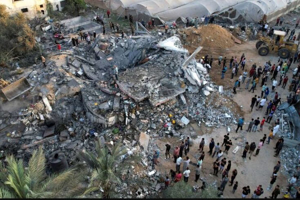 آفتاب بمب است و خاموشی