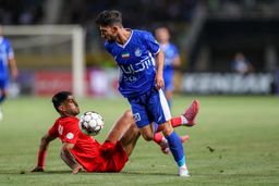 تاریخ برگزاری دیدار استقلال و تراکتور تغییر می‌کند