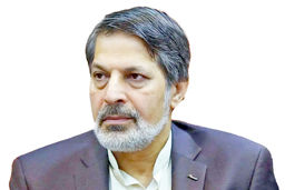 عمادالدین باقی نویسنده و فعال حقوق بشر: لیست هفتاد نفره تحویل داده می‌‏‏شود