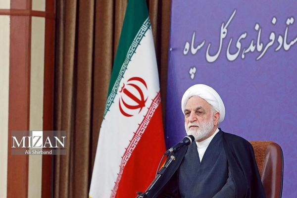 اظهارات صریح رئیس قوه قضائیه در جمع فرماندهان سپاه درباره ابعاد فساد در کشور /قاچاقچیان سوخت معمولی نیستند