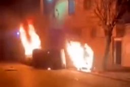 حمله به مقر پلیس ازنا با ۳ کشته و ۱۷ زخمی
