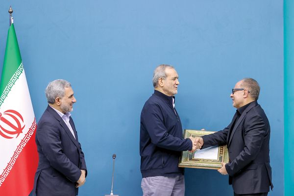 تودیع در غیاب ظریف